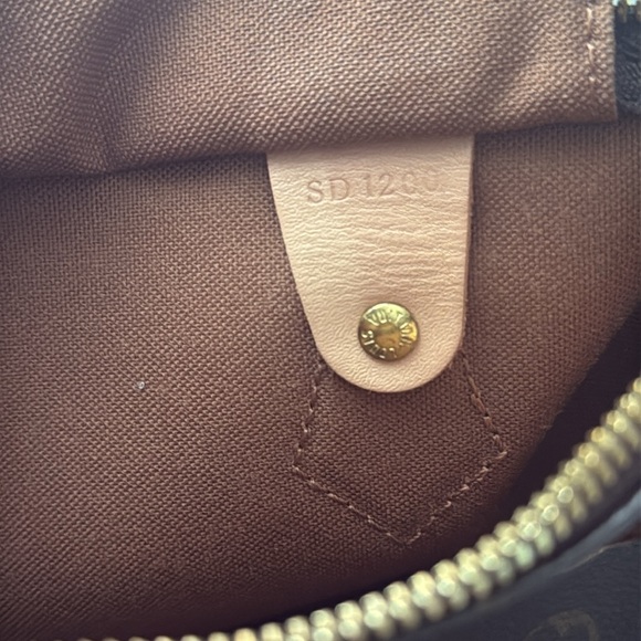 Louis Vuitton Speedy 25 Bandouliere Authentic Used - Picture 10 of 15